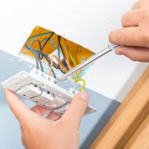 img of an electrician  