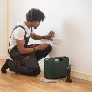 img of an electrician